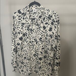 Cabi Quintessential Blouse Black and White Floral Blouse